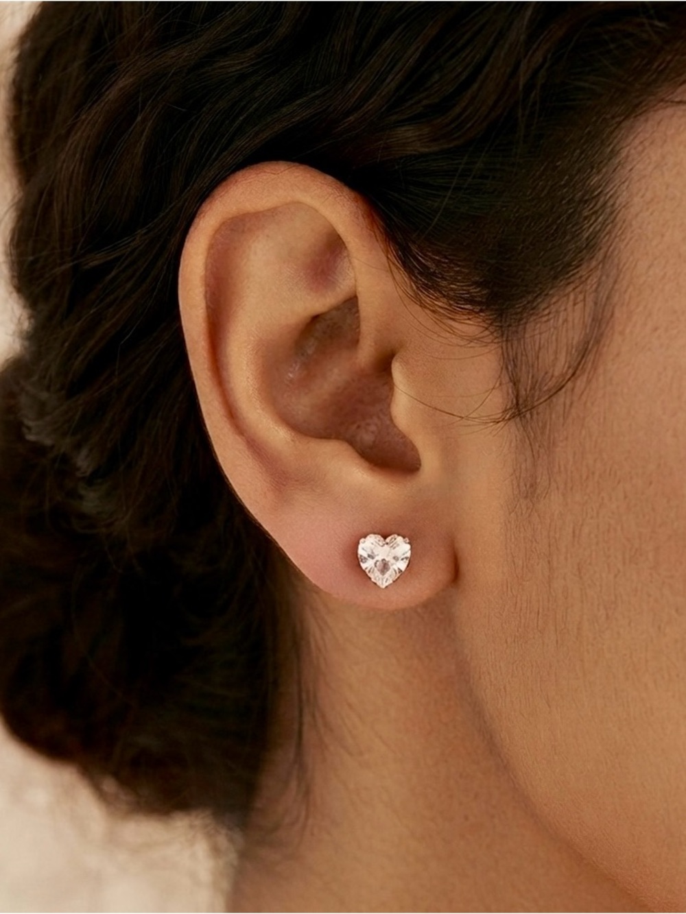 EARRINGS GOLD LIKE heart fun diamond stud earrings.